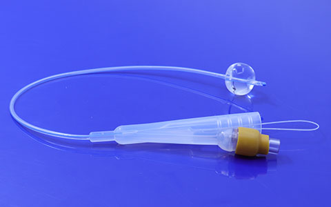 狗狗使用導(dǎo)尿管需要怎么操作？