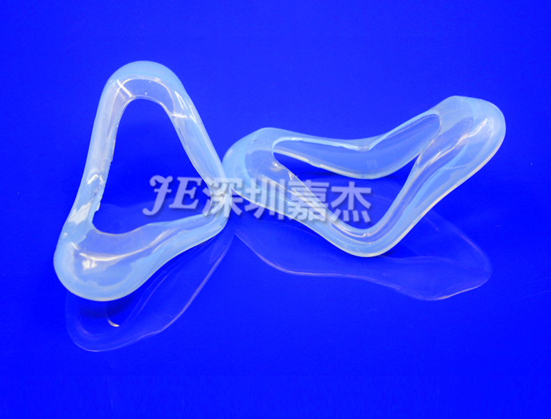 硅膠呼吸機(jī)管，硅膠面罩等在此次抗擊疫情做出了重要作用